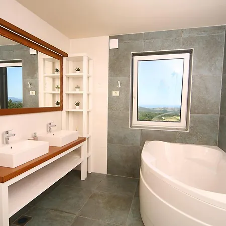 Luxury Gradin Gracisce